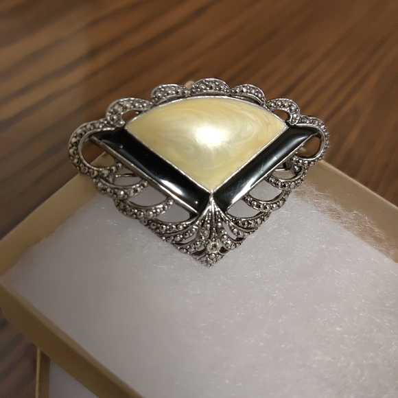 Avon Jewelry - Vintage Avon Signed Marcasite & Enamel Brooch